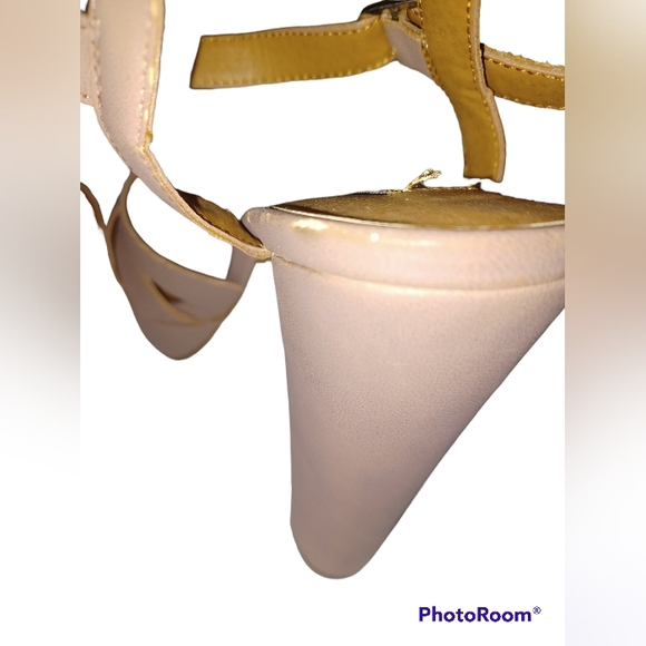 STEVE MADDEN DUSTY ROSE COLORED PLATFORM STYLE HEELS size 8.5 - Picture 6 of 6